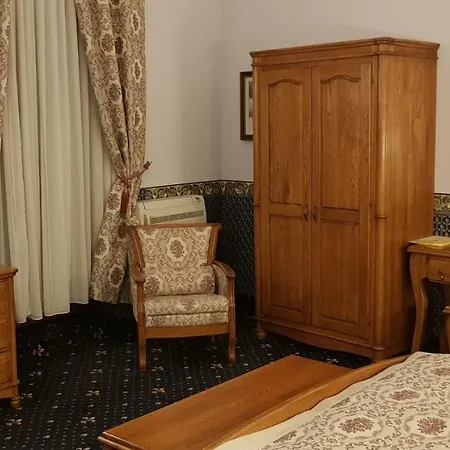 Отель Odeon